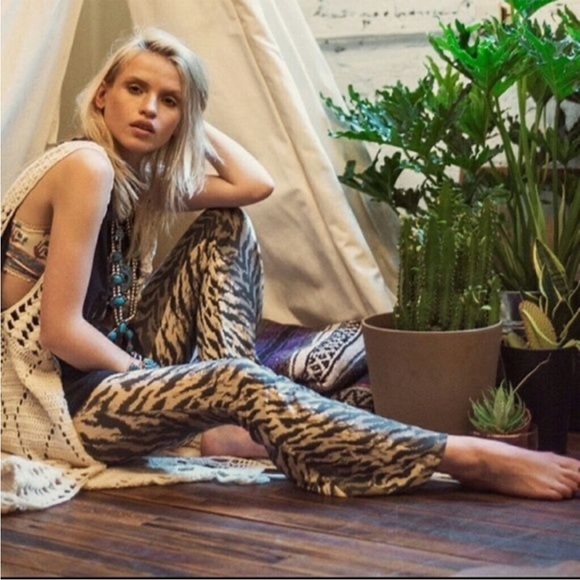 Spell Gypsy ISO ♥️ - Picture 5 of 16